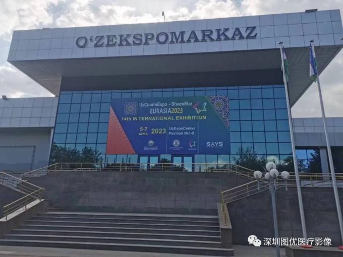 Full HD Endoscope Caméra médicale 100W Source lumineuse pour les ORL Urologie gynécologie Ophthalmologie 7