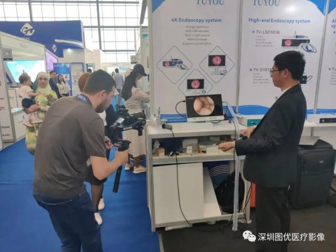 Full HD Endoscope Caméra médicale 100W Source lumineuse pour les ORL Urologie gynécologie Ophthalmologie 11